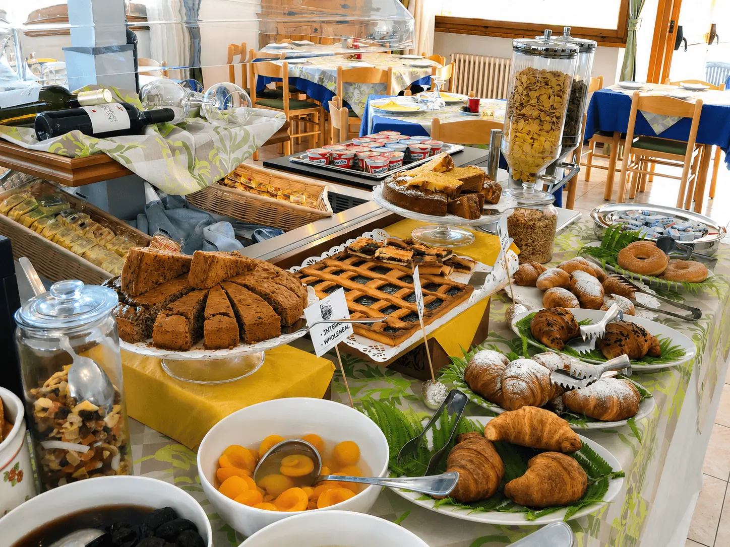 Buffet di colazione dolce e salato al Park Hotel Bellevue